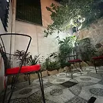 Residencia Preciosa De 2 Planta