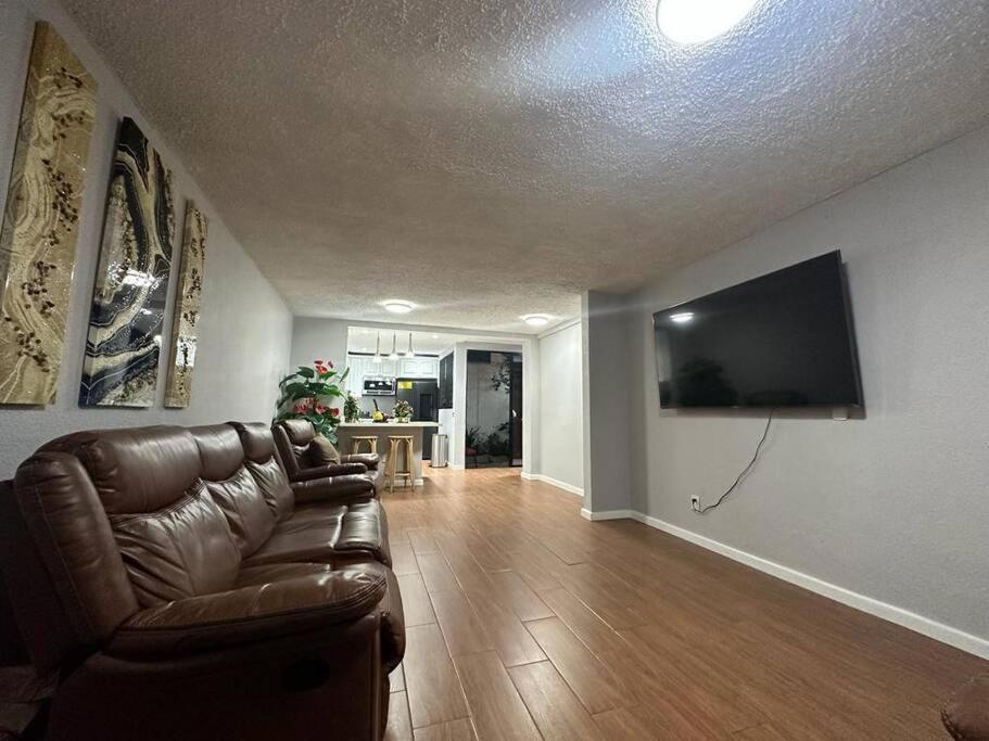 Residencia Preciosa De 2 Planta San Salvador